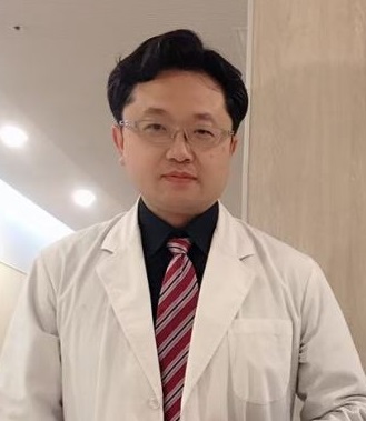 何建宜 Chien-Yi Ho
