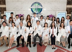 眼科醫學中心~最尖端雷射技術  提昇手術安全和精確